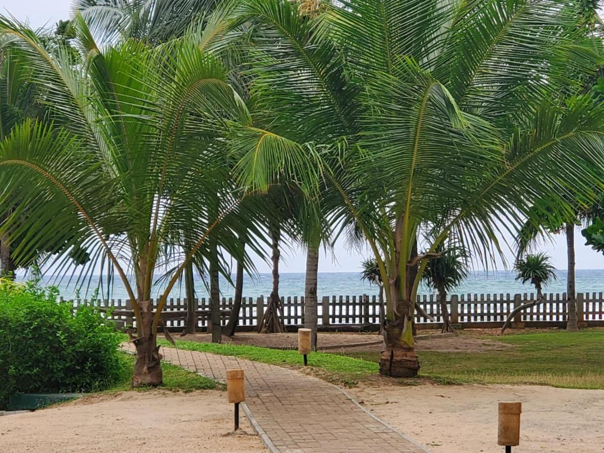 Beach Front Paradise Nilaveli Esterno foto