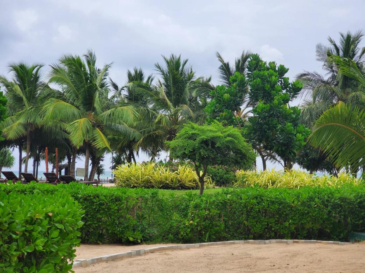 Beach Front Paradise Nilaveli Esterno foto